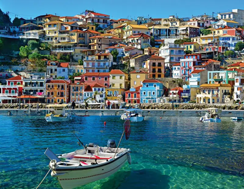 Greece Accommodation Rates: The “paradox” of arrivals’ Rise and Revenues’ Drop